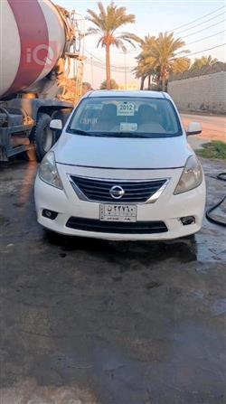 نيسان فيرسا
